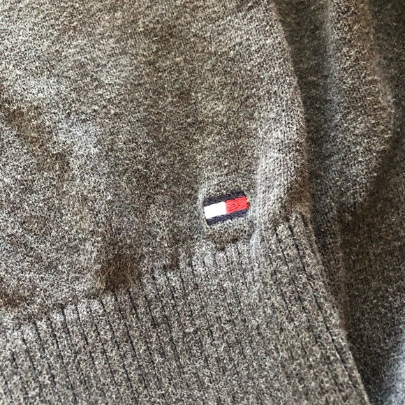 Tommy Hilfiger Sweater - Picture 3 of 4
